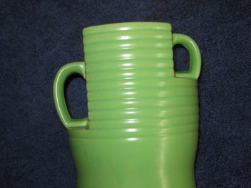 Listing 12 of 20 for NOT Sylvac ? Retro Art Deco Vase - quite different & beautiful