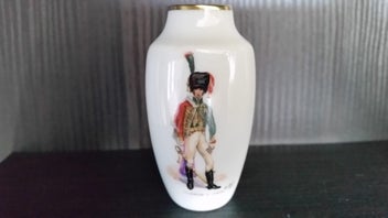 Listing 4 of 13 for LOVELY VINTAGE LIMOGE VASE (SIGNED)