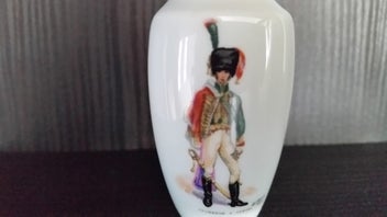 Listing 7 of 13 for LOVELY VINTAGE LIMOGE VASE (SIGNED)