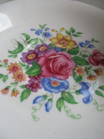 Listing 6 of 14 for Delightful quality trios (BELL/COLCLOUGH) for your special afternoon tea