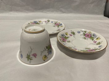 Listing 5 of 5 for SALE! Salisbury Floral Trio - Lovely