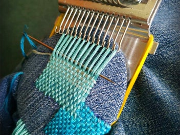 Listing 11 of 12 for Green Small Loom Speedweve Type Weave Tool Set DIY 14 Hooks Darning Machine