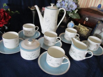 Listing 7 of 12 for Great AYNSLEY “DAWN ROSE" Bone China Set - just for you ?