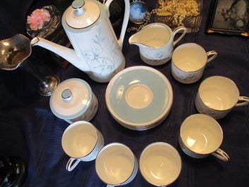 Listing 12 of 12 for Great AYNSLEY “DAWN ROSE" Bone China Set - just for you ?