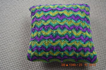 Listing 3 of 20 for 6 ply, 100% Acrylic, 10 colours ALIZE YARN, EXTRA FOLKLORIK BATIK,