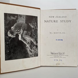 Listing 5 of 14 for NEW ZEALAND NATURE STUDY by W Martin 1947 1st Edition