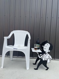 Listing 7 of 8 for Willies drinking table
