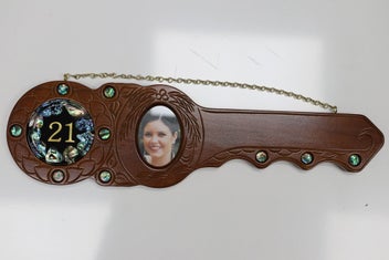 Listing 2 of 5 for Native Wooden 21st key WM438