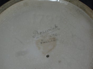 Listing 11 of 11 for Large Beswick Vase No. 1799- Classic Goblet Shape Vase display piece