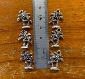 Listing 1 of 1 for *DESTASH* PALM TREE CHARMS