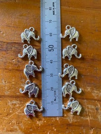 Listing 1 of 1 for *DESTASH* CUTE ELEPHANT CHARMS