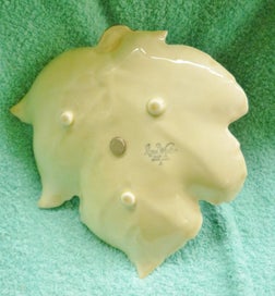 Listing 2 of 5 for Leaf shaped plate with handle.