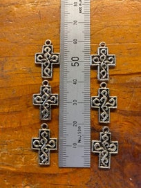 Listing 1 of 1 for *DESTASH* CELTIC DESIGN CROSS CHARMS