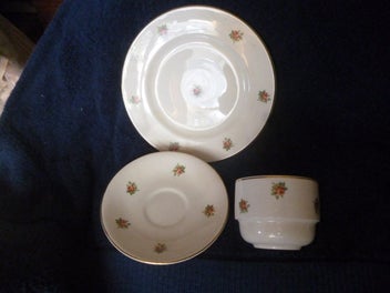 Listing 2 of 3 for Vogue trio. Vintage set by Aynsley.