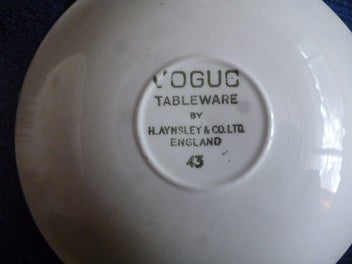 Listing 3 of 3 for Vogue trio. Vintage set by Aynsley.