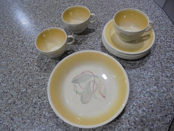 Listing 16 of 16 for Suzie Cooper. (X6) Saucers. (X3) Cups. (X1) Bowl. Feather Pattern. Pick Up Only.