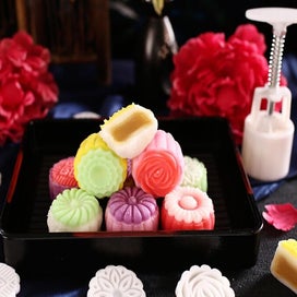 Listing 5 of 5 for 4pcs Flower Stamps Moon Cake Decor Mould Barrel Round Mooncake Mold 100g Pastry