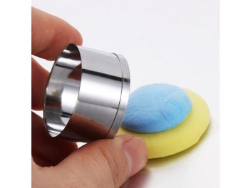 Listing 7 of 10 for 6Pcs/set Stainless Steel Round Circle Shaped Cookie Cutter Biscuit Molds Silver