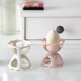 Listing 3 of 5 for Makeup Blender Gourd Powder Puff Storage Rack Egg Sponge Drying Stand Holder
