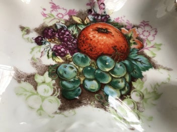 Listing 9 of 10 for Gorgeous bonbon dish with gilded edges. - lovely gift idea