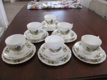 Listing 4 of 6 for QUEEN ANN BONE CHINA