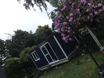 Listing 1 of 8 for Portable cabin 4mx2.55m-assembled