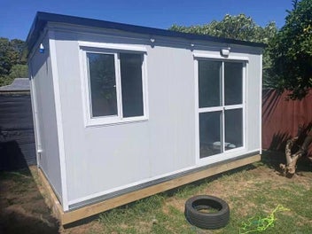 Listing 3 of 8 for Portable cabin 4mx2.55m-assembled