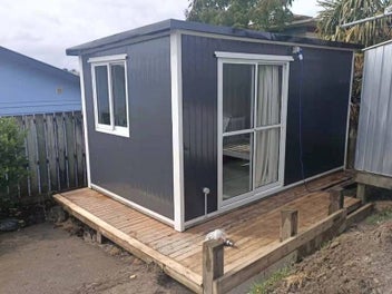 Listing 4 of 8 for Portable cabin 4mx2.55m-assembled