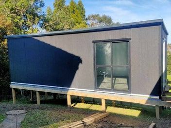 Listing 3 of 10 for premium 12mX3m cabin kitset Double-glazed Door &Windows