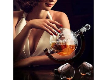 Listing 7 of 10 for Glass Decanter