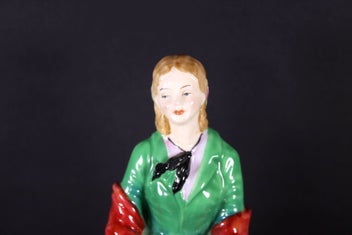 Listing 2 of 9 for VINTAGE PARAGON LADY CAMILLE FIGURINE