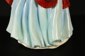 Listing 5 of 9 for VINTAGE PARAGON LADY CAMILLE FIGURINE