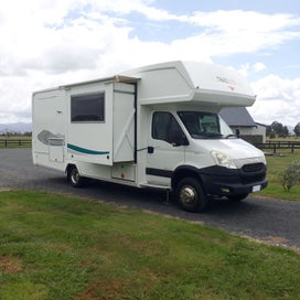 2014 TrailLite 700x Slideout Series Wanaka 756X
