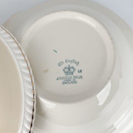 Listing 5 of 6 for Johnson Brothers - Old English Serving Bowl with Lid