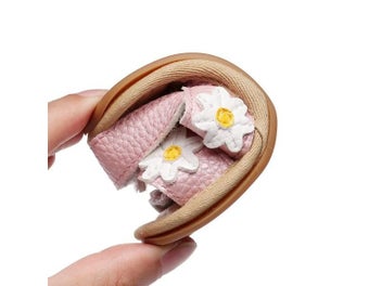 Listing 4 of 9 for Baby Girls Anti-slip Soft Sole Sandals Floral Applique Pattern