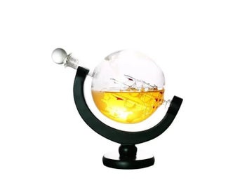 Listing 5 of 10 for Glass Decanter