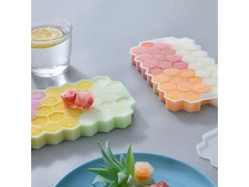 Listing 7 of 10 for 37 Grid Ice Making Silicone Mold With Lid For Food Grade Honeycomb Ice Cubes