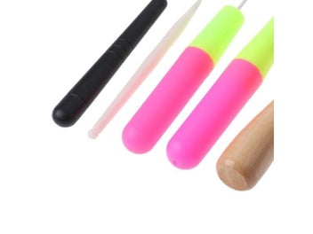 Listing 5 of 9 for Latch Hook Kit