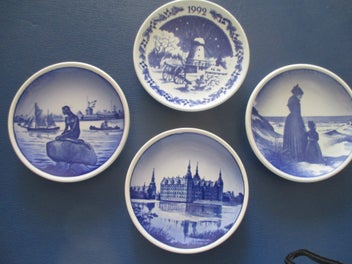 Listing 1 of 7 for Great Vintage “Danish Blue” Mix – Royal Copenhagen Group, Denmark