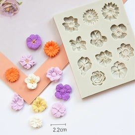 Listing 3 of 9 for Cake Moulds Cake Mold