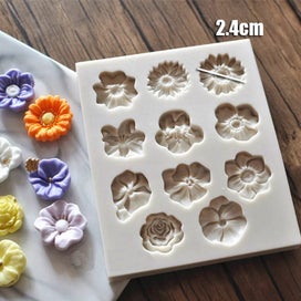 Listing 5 of 9 for Cake Moulds Cake Mold