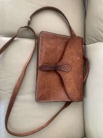 Leathershoulderbag