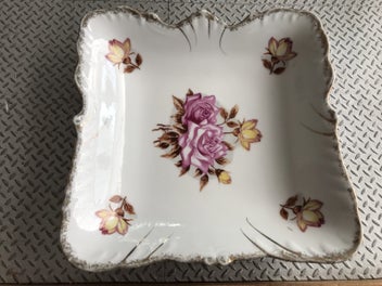 Listing 13 of 13 for Beautiful large Square Dish - pink and yellow roses