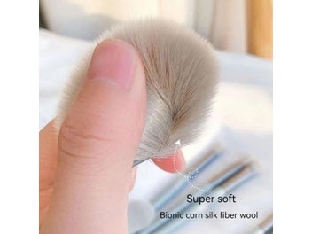 Listing 6 of 9 for 8PCS Women'S Makeup Brush Set Soft And Non-Sticky Smudges Naturally Made Of