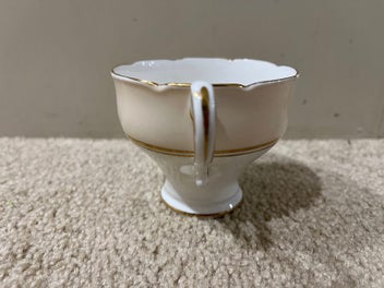 Listing 4 of 4 for Paragon Cup Vintage Queen & Queen Mary Floral