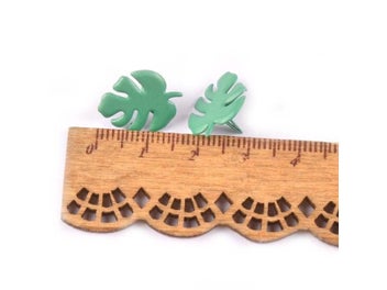 Listing 4 of 8 for Embellishments Brads