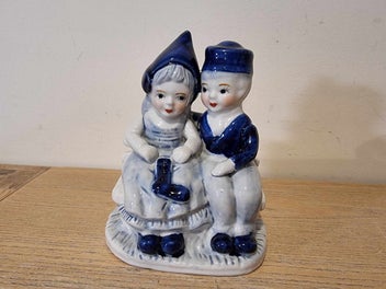 Listing 7 of 10 for Vintage Delft Holland Blue & White Porcelain Boy & Girl Seated figurine