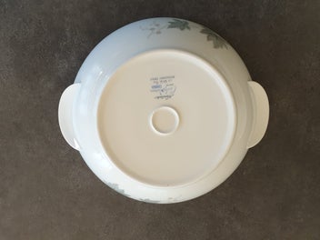 Listing 3 of 7 for NORITAKE WILD IVY ROUND COVERED DISH
