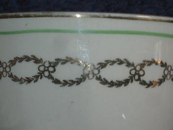 Listing 11 of 13 for 6 x 1930's ? Alfred Meakin Cup & Saucers - 3 duos Beautiful Gold & Green