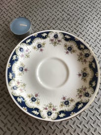 Listing 2 of 8 for Paragon - Coniston Saucer and candle - Vintage Gift